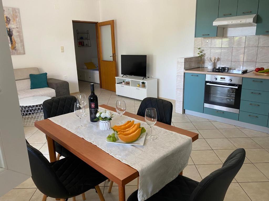 Apartmani Josipa Trogir Buitenkant foto