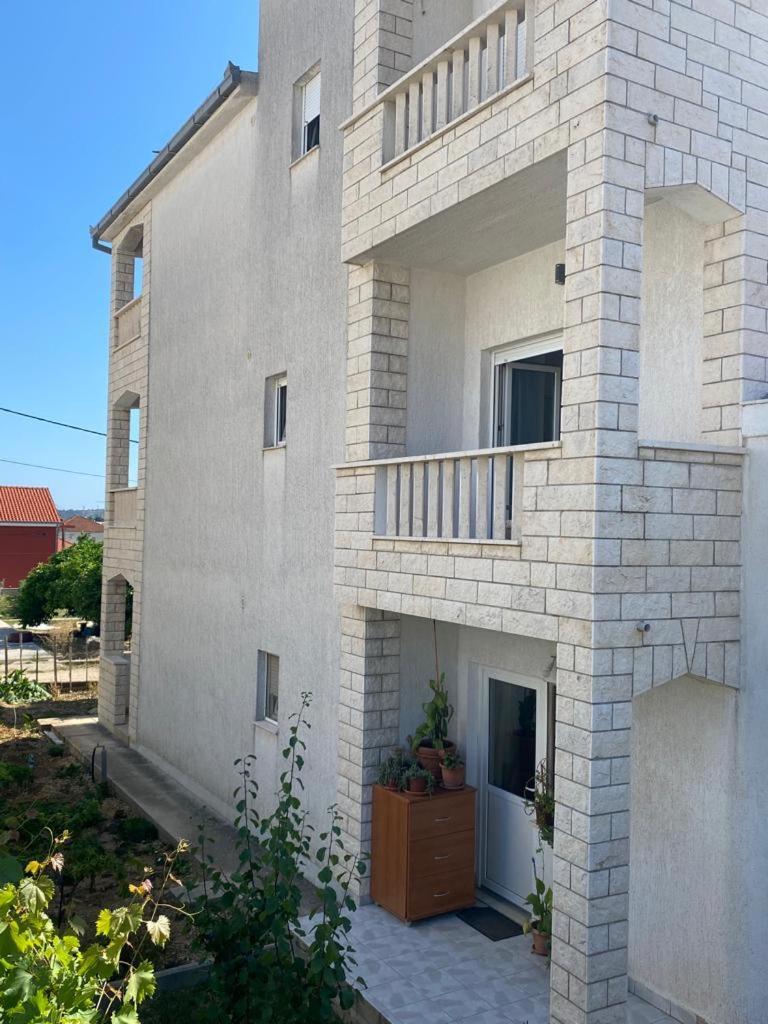 Apartmani Josipa Trogir Buitenkant foto